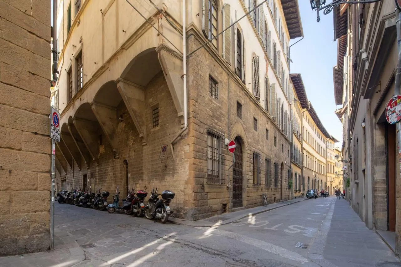 Coverelli Flat Florence 0*,  Italy